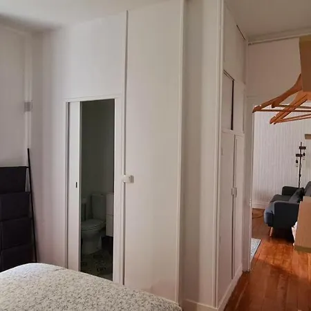 30m2 1 Et 1 Canape Lit A 2 Pas De La Et Du Centre *