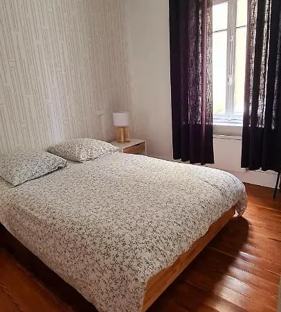 30m2 1 Et 1 Canape Lit A 2 Pas De La Et Du Centre Apartman